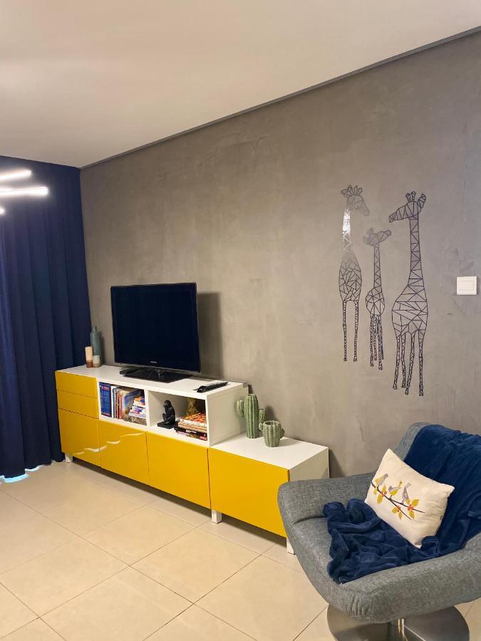 Fat Cow Apartment 101 Larnaca Eksteriør billede