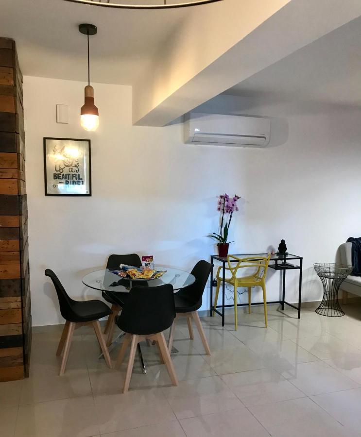 Fat Cow Apartment 101 Larnaca Eksteriør billede